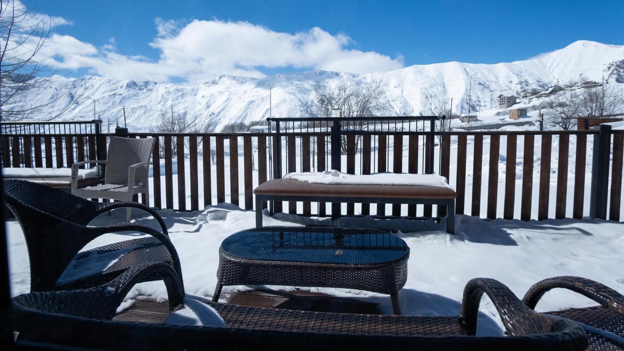 Chalet In Гудаури Экстерьер фото